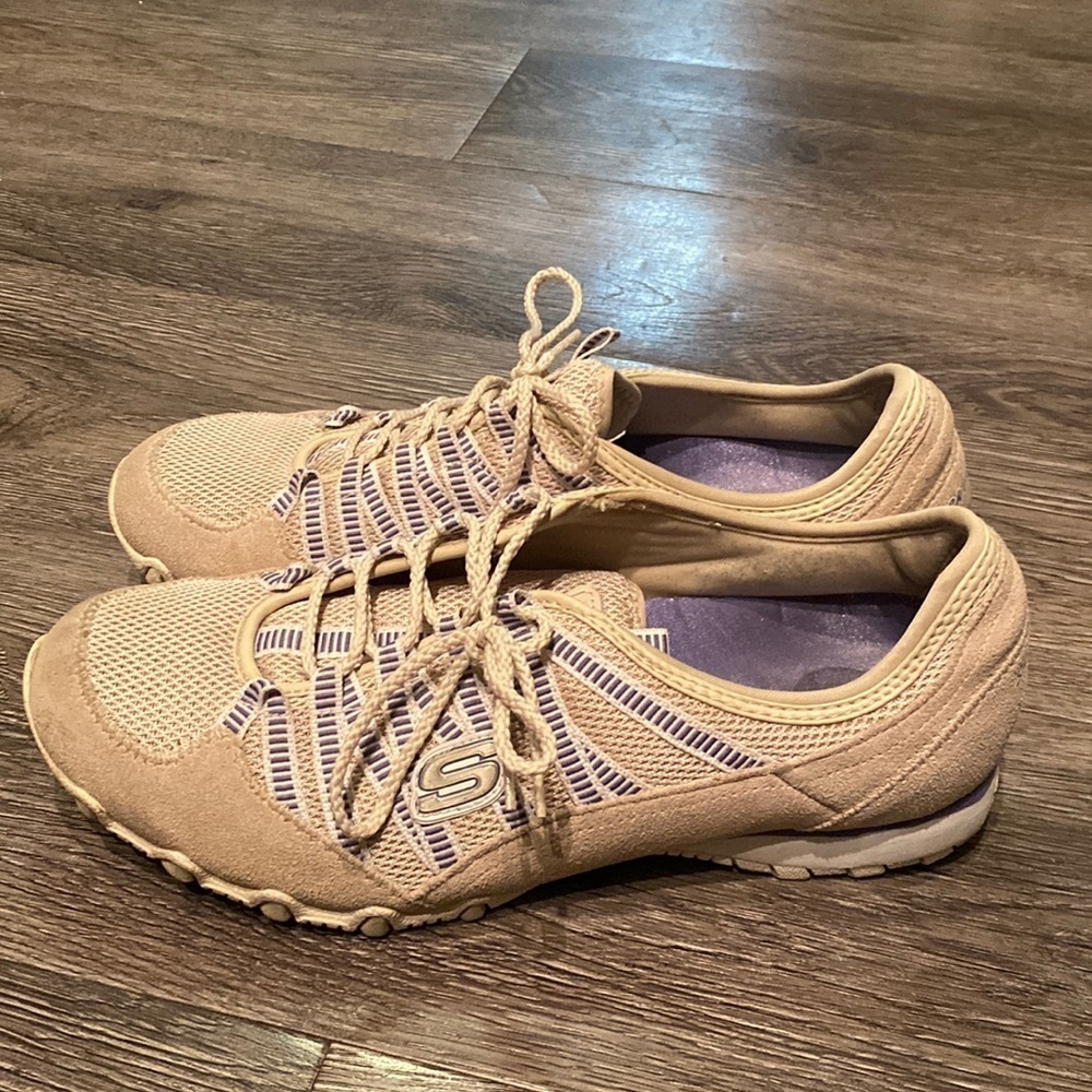 Sketchers running shoes 7.5